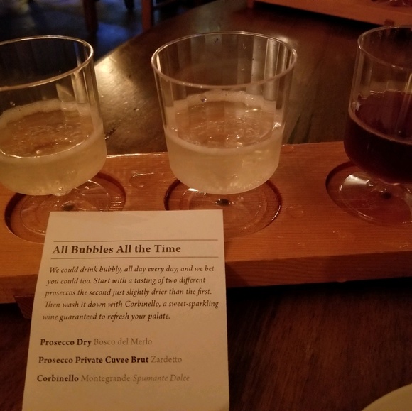 Meet your Posher, Jessica - Picture 1 of 1